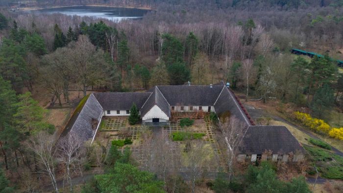 Immobilien: Debatte um Areal mit ehemaliger Goebbels-Villa bei Berlin