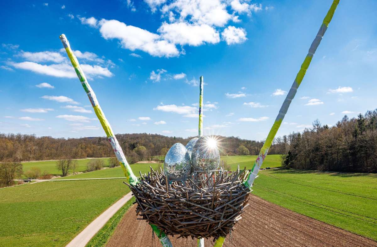 Eierkunst in Ehningen: Spektakuläre Spiegeleier liegen im Riesennest