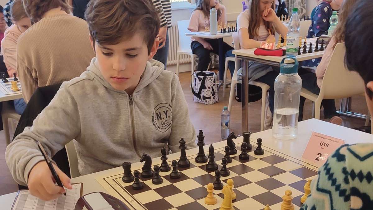 Schach bei der SV Böblingen: Alexander Katzenstein wird in der U10 württembergischer Vizemeister