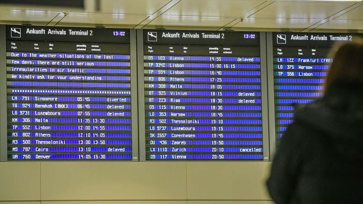 Münchner Flughafen: 650 Flüge wegen Winterwetters annulliert