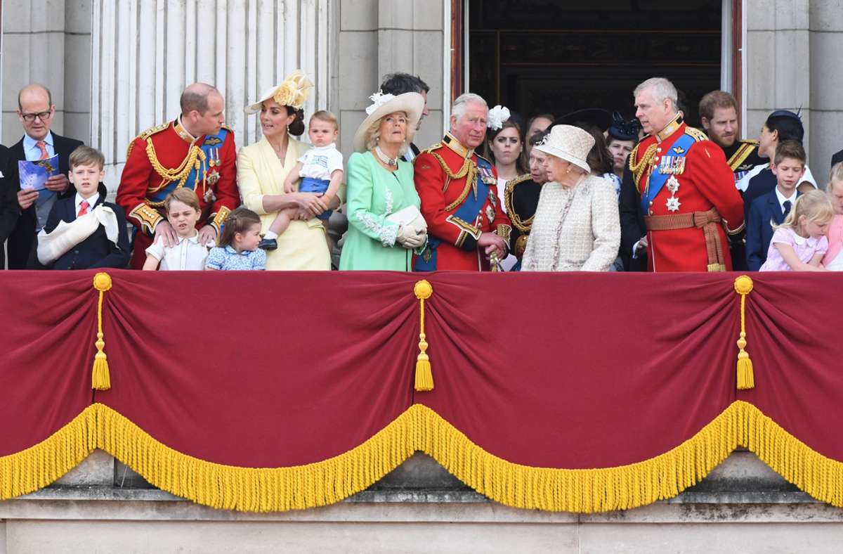 Sie sind die berühmteste Königsfamilie der Welt, mit einer 95-jährigen, stets pflichtbewussten Queen Elizabeth II. als ihrem Oberhaupt: die Windsors. Foto: imago images / PA Images/Anwar Hussein