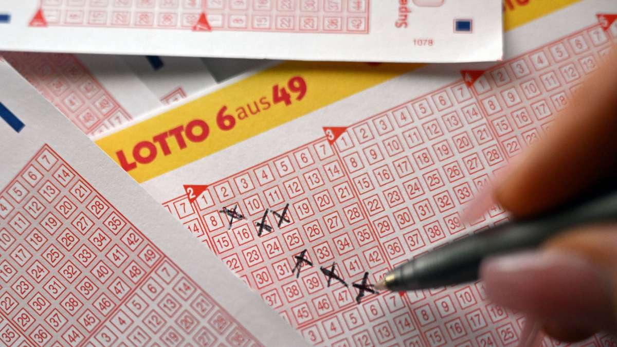 Baden-Württemberg: Lottospieler aus Karlsruhe gewinnt mehr als 1,3 Millionen Euro