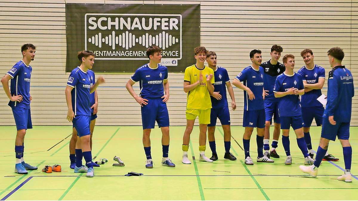 Hallenfußball: SV Böblingen belegt Platz zwei beim Super Cup des SV Althengstett