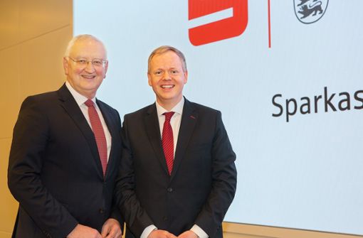 Matthias Neth (rechts), hier mit Peter Schneider, wird 2024 Verbandsvorsteher beim Sparkassenverband. Foto: SVBW/Ines Rudel