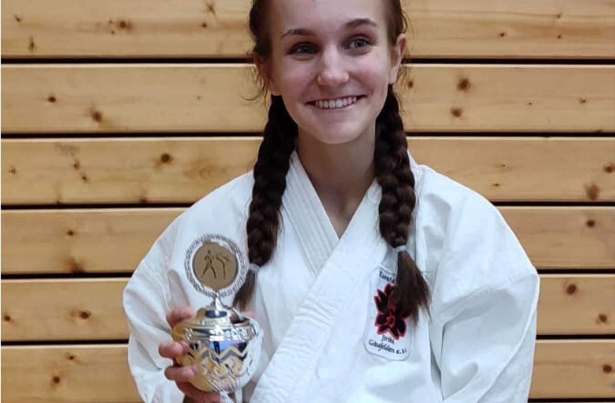 Karate beim Dojo Jiriki: Ina Häcker wird erneut deutsche Meisterin