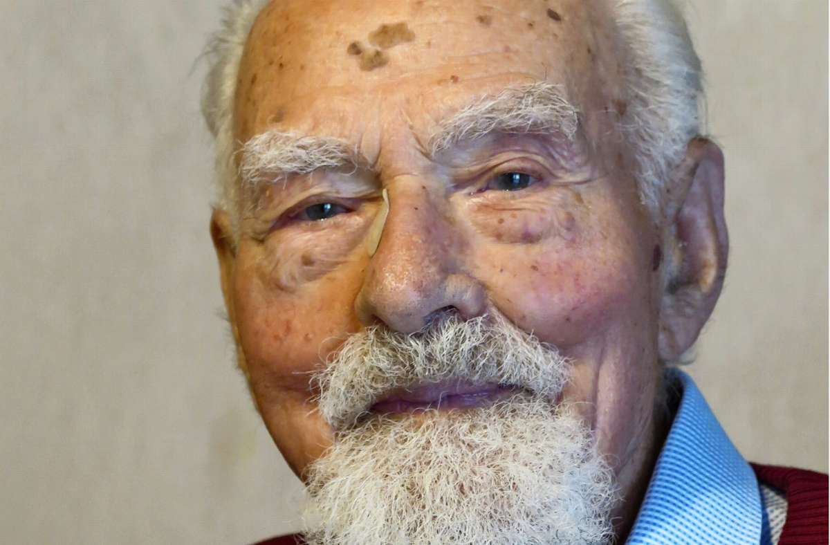 Waldemar Kontschak aus Fellbach: Ein dankbarer, glücklicher Mensch von  100 Jahren