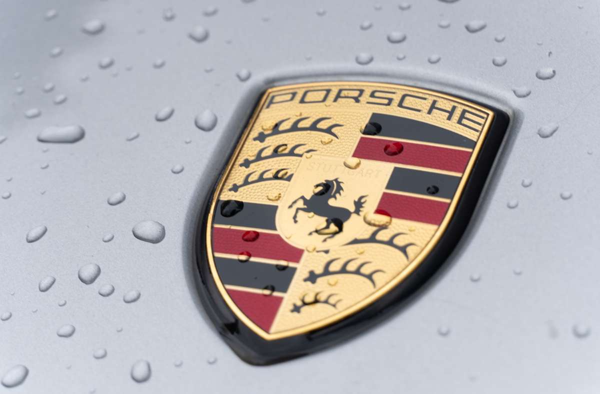 13.000 Euro teurer „RS Spyder Design“-Radsatz: Porsche aufgebockt und Räder geklaut