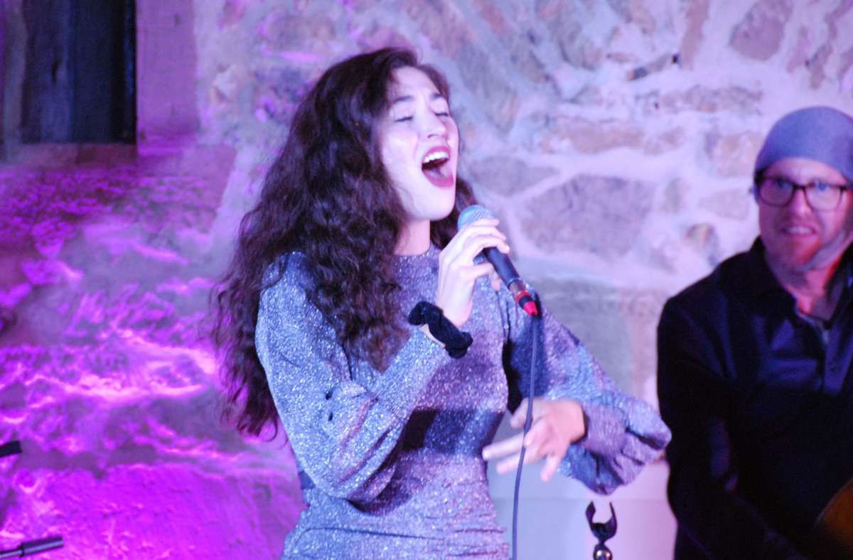 Jazzforum Aidlingen: Junge Sängerin Laura Kipp zeigt, was sie kann