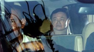Thailands Ex-Regierungschef Thaksin aus Gefängnis entlassen
