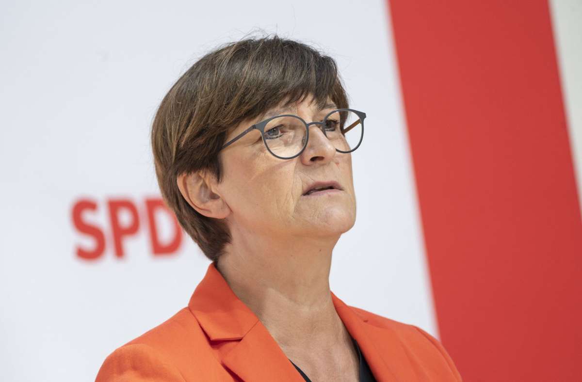 SPD-Chefin reagiert auf Finanzminister Lindner: Esken: Kindergrundsicherung soll Eltern mit geringen Löhnen helfen