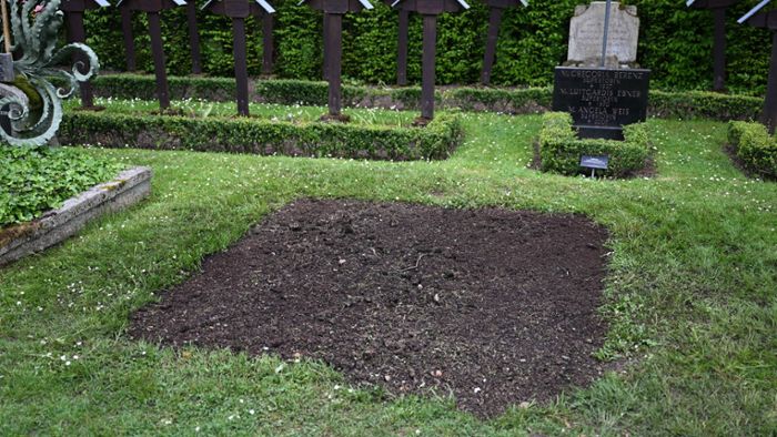 Grabschändung in Offenburg: Ermittlungen „in alle Richtungen“ nach Angriff auf Schäubles Grab