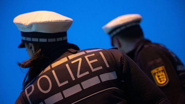 Baden-Württemberg: 21-Jähriger flüchtet mit gestohlenem Auto und verletzt sieben Menschen