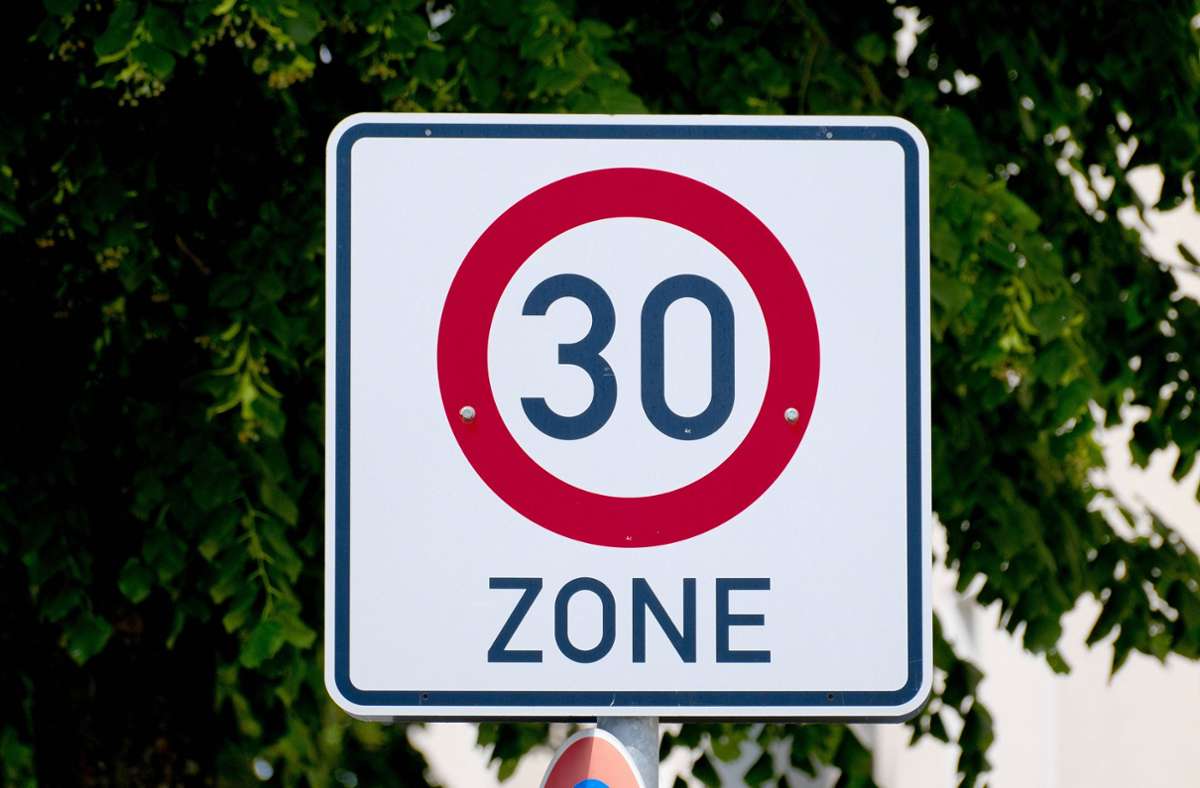 Geschwindigkeitsbegrenzung in Städten: Freiburg und Ulm wollen Tempo 30 testen