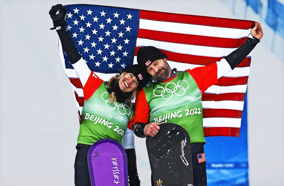 Gold:  US-Snowboarder Lindsey Jacobellis (36) und Nick Baumgartner (40)