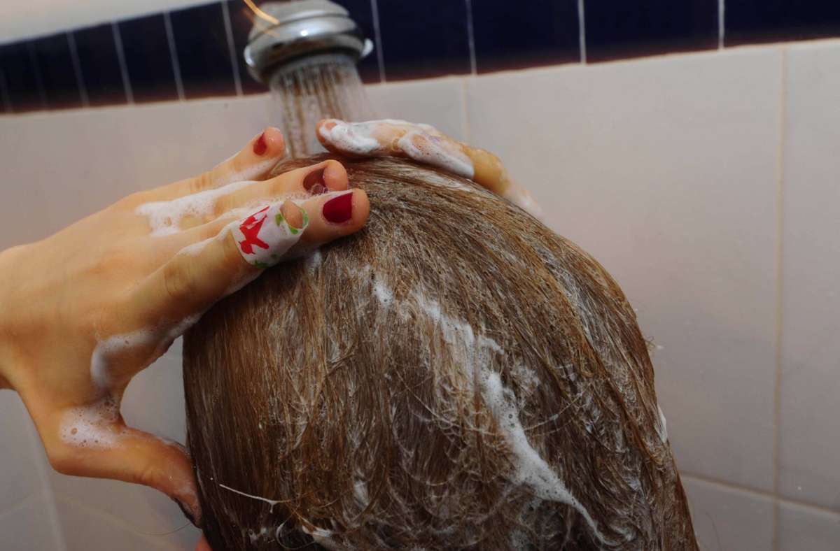 Allergische Reaktionen möglich: Hersteller ruft Haarshampoo wegen verbotener Inhaltsstoffe zurück