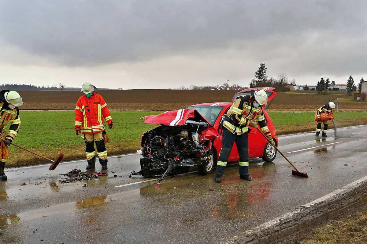 Nach Unfall bei Heimerdingen: Zeuge verfolgt flüchtige Porsche-Fahrerin