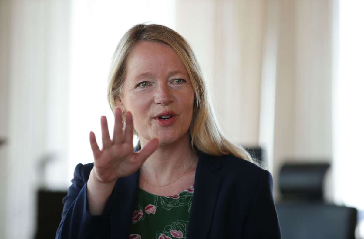 Umweltministerin von Baden-Württemberg: Thekla Walker fordert engmaschigeres Frühwarnsystem für Unwetter