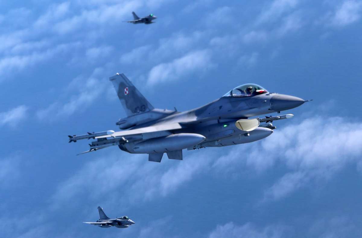 Krieg gegen Russland: Joe Biden stimmt Ausbildung von Ukrainern an F-16-Kampfjets zu