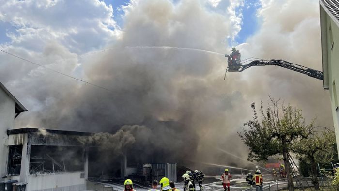 Nach Feuer in Metzingen: Polizei ermittelt Verdächtigen nach Großbrand