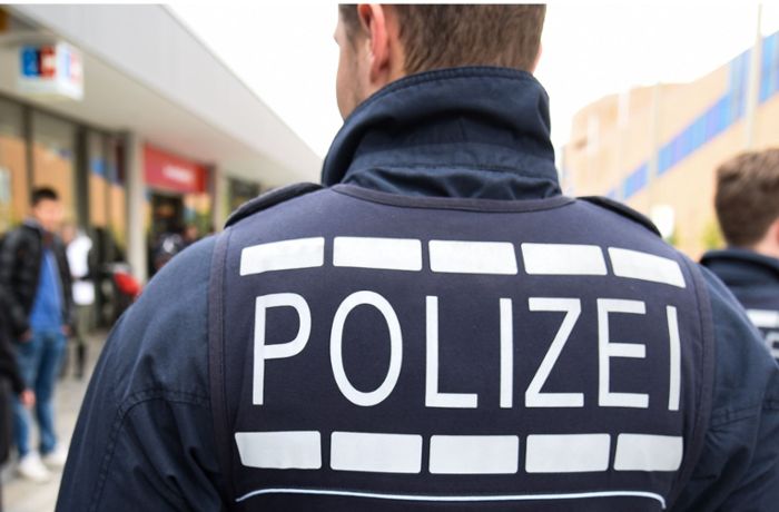 Falsche Polizisten: 15-jähriger Geldabholer in Sindelfinger Betrugsfall verhaftet