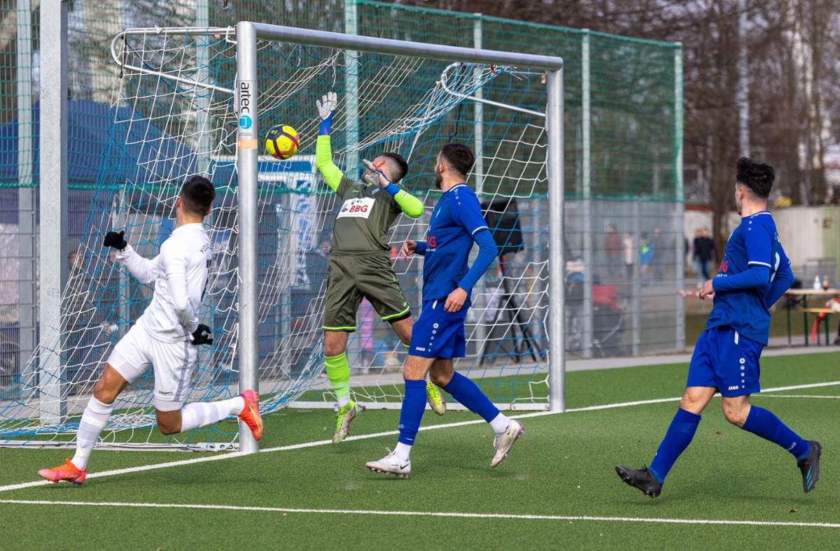 Fußball-Landesliga, Staffel III: SV Böblingen verliert beim Spitzenreiter 0:3
