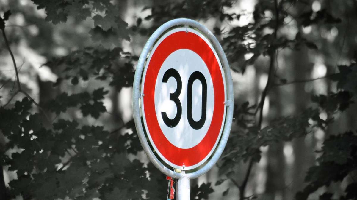 Verkehr  bei Marbach ausgebremst: Tempo 30   auf der Landesstraße