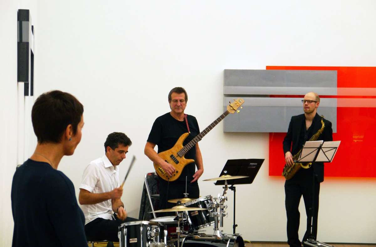 Jazzmates spielen bei Mack-Ausstellung: Kunst, Kulinarik und Livemusik im Museum Ritter