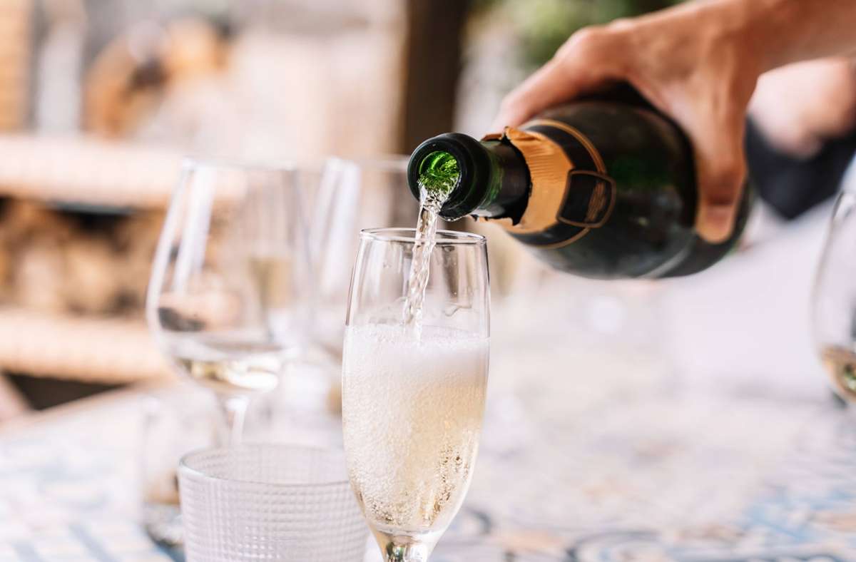 Champagner ist in Russland künftig nichts Französisches. Foto: Imago Images