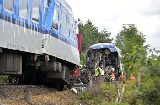 Ein aus München kommender Expresszug ist am Mittwochmorgen in Tschechien mit einem Personenzug zusammengestoßen. Foto: dpa/Chaloupka Miroslav