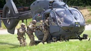 Landeplatz für Fallschirm-Elitesoldaten geplant - viele Fragen