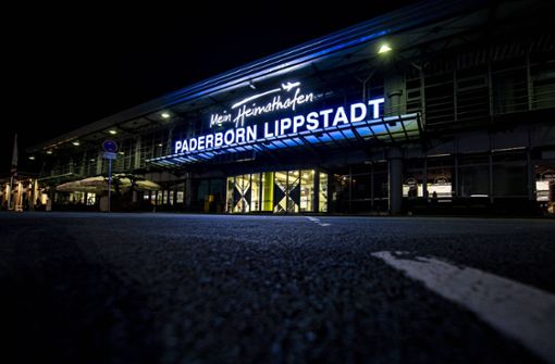 Am Flughafen Paderborn ist ein Flugzeug nach einer Bombendrohung außerplanmäßig gelandet (Archivbild). Foto: imago images/Kirchner-Media/David Inderlied/Kirchner-Media via www.imago-images.de