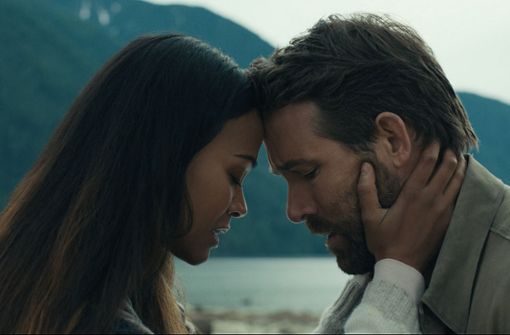 Zoe Saldana und Ryan Reynolds in „The Adam Project“ Foto: Netflix/Doane Gregory