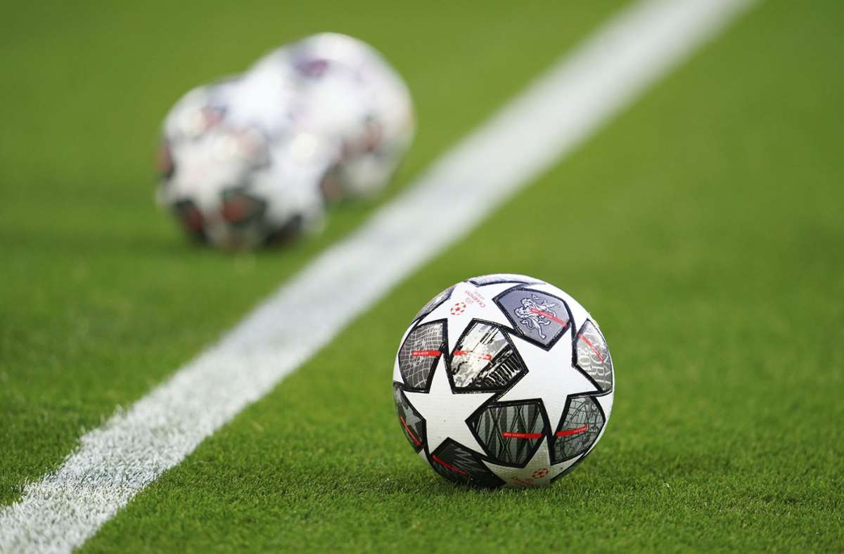 Super League: Englische Clubs zahlen - UEFA setzt Verfahren aus