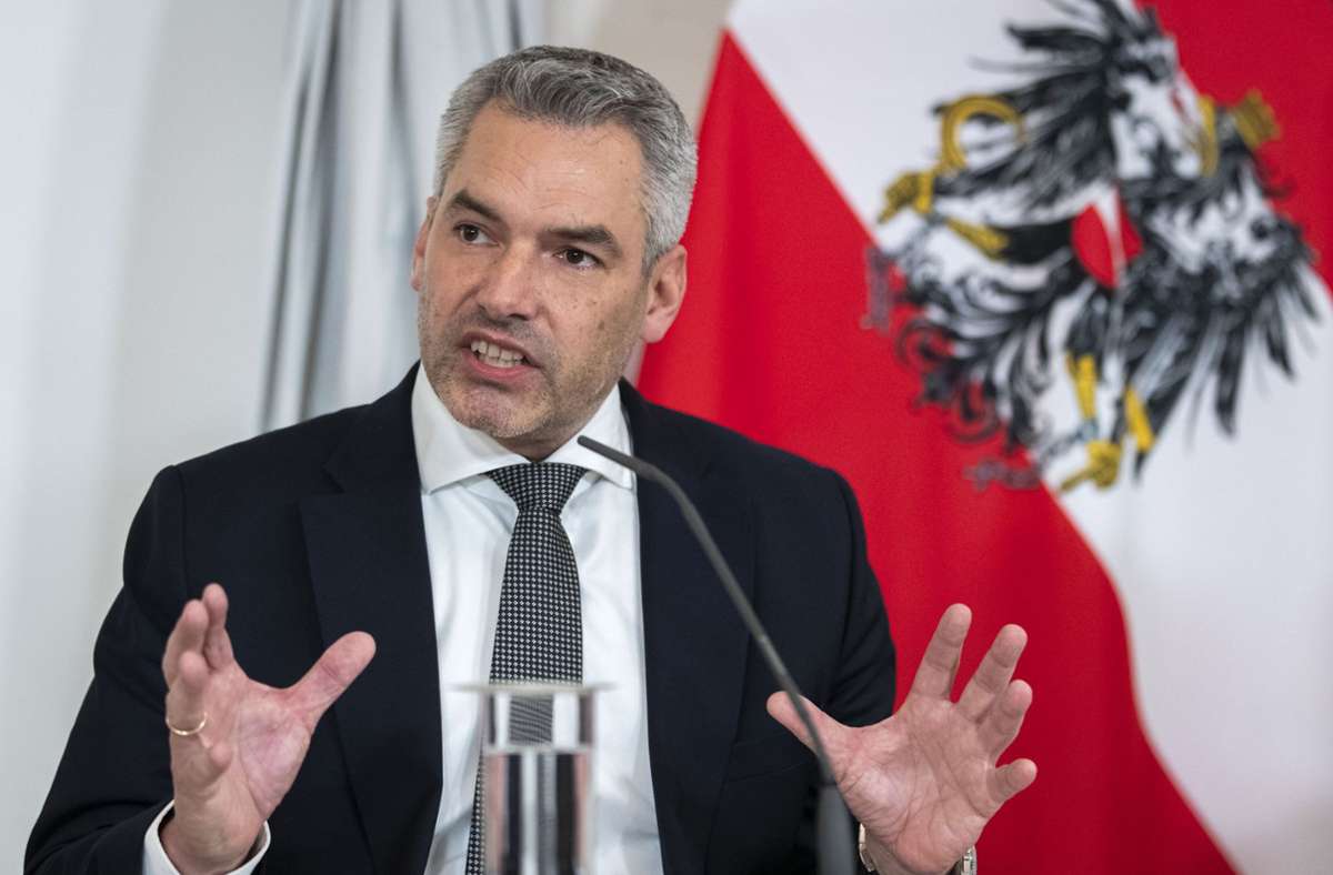 Österreich: Regierung schließt Aussetzen von Impfpflicht nicht aus