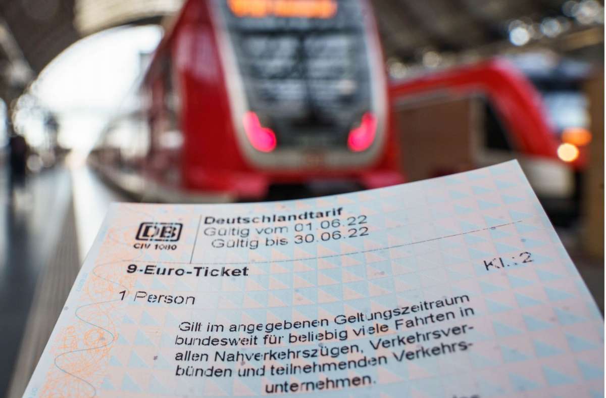 Kann man das 9 Euro Ticket im Bus oder am Automaten kaufen?