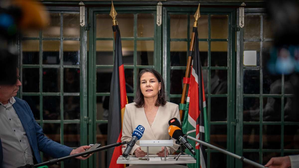 Außenministerin fordert Zurückhaltung: Baerbock: Israel muss im Gazastreifen  Völkerrecht einhalten