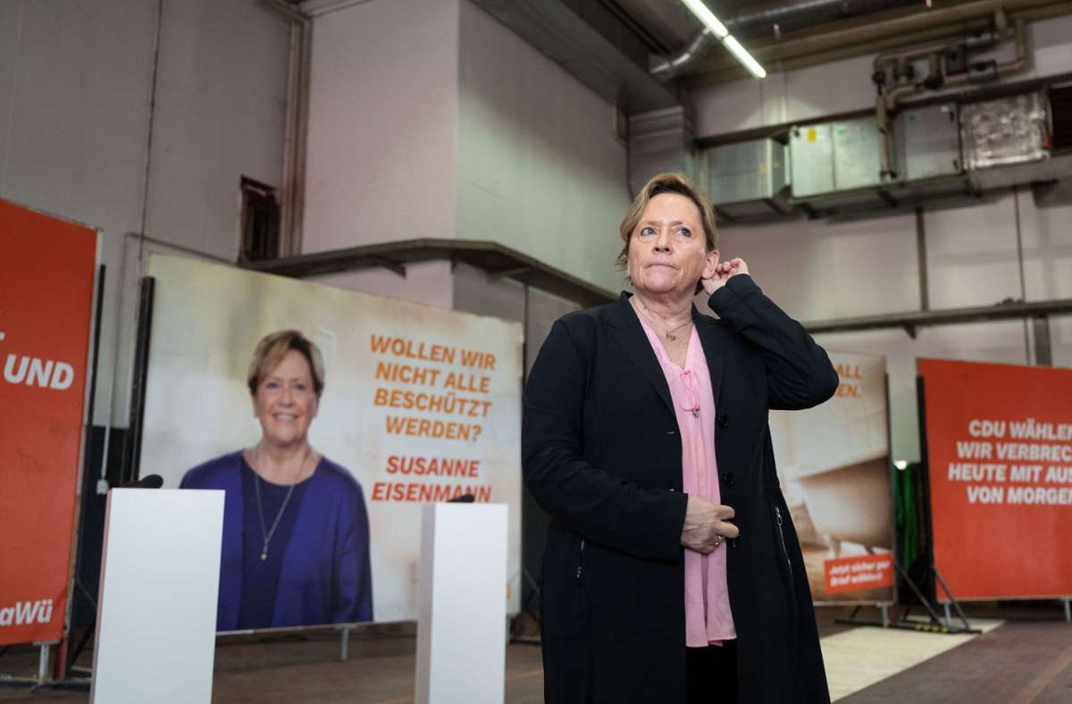 Wahlplakat von Susanne Eisenmann: FDP-Mann startet missglückten Konter