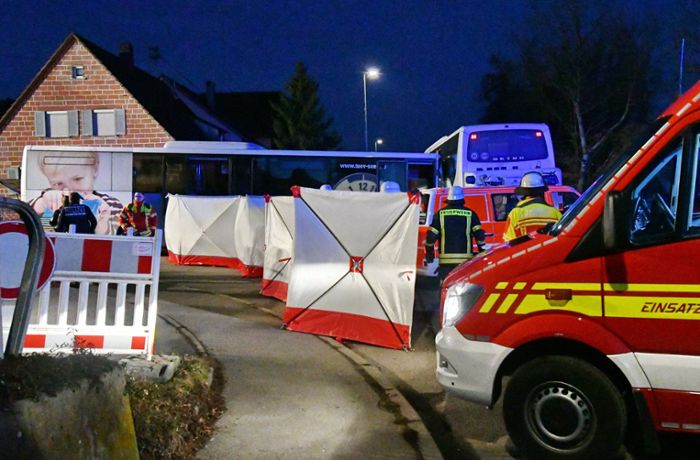 Rottenburg: Fahrer von eigenem Bus eingeklemmt und tödlich verletzt