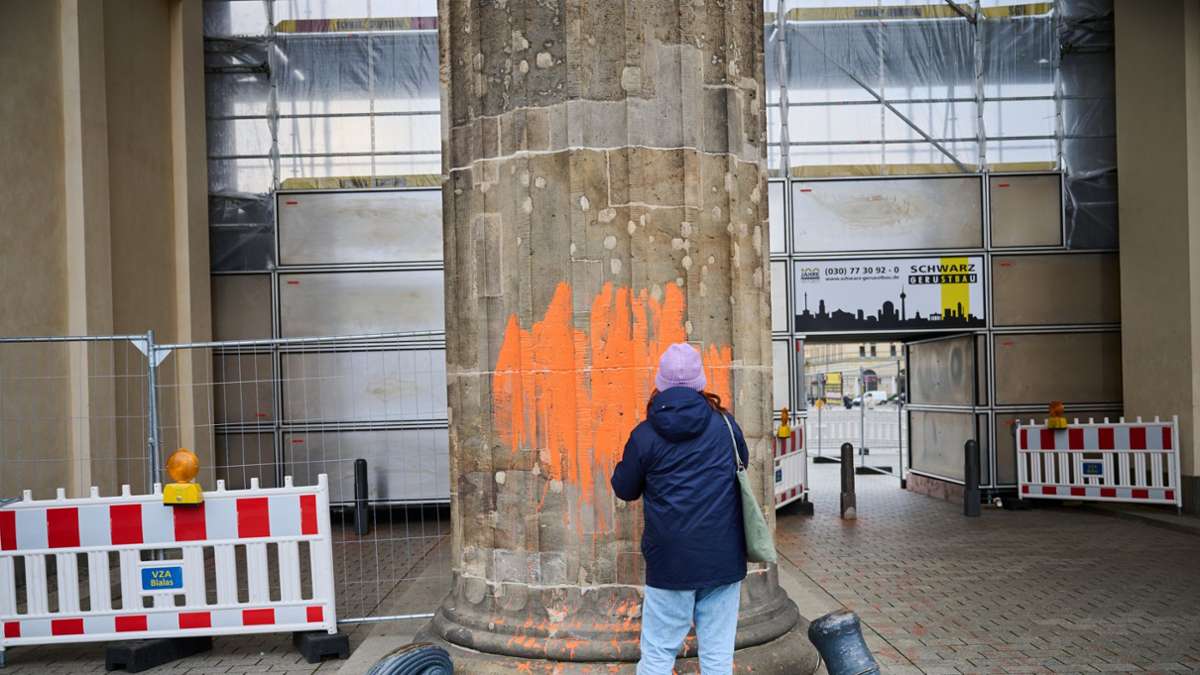 Berlin: Brandenburger Tor erneut von Letzter Generation mit Farbe beschmiert
