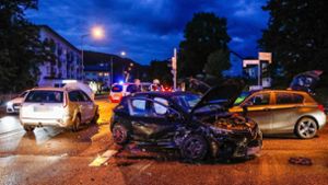 Drei Autos in Unfall verwickelt – 20-Jährige verletzt
