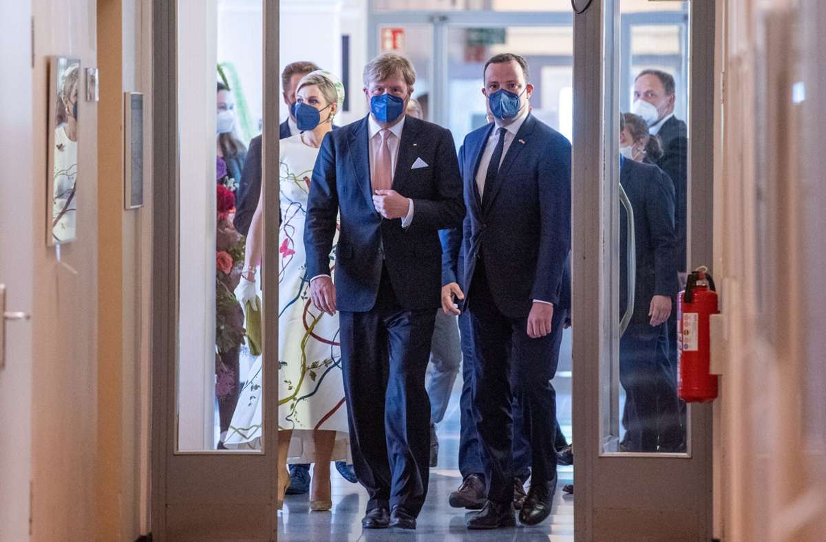 Willem-Alexander und Máxima: Niederländisches Königspaar besucht Robert Koch-Institut