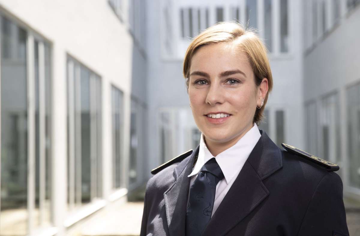 Die Berufung zum Beruf gemacht hat Charlotte Ziller. Sie ist Kreisbrandmeisterin und damit Amtsleiterin im Landkreis Biberach.