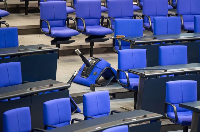 Neuer Bundestag: Schon die Sitzordnung sorgt für Streit