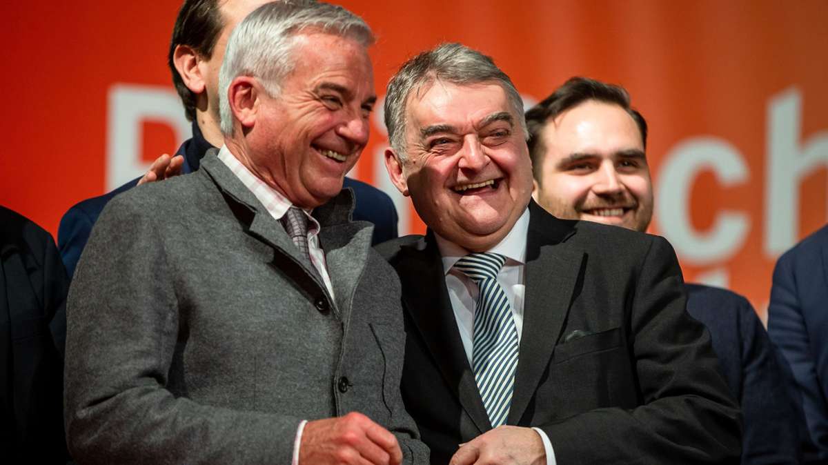 Gute Laune unter Parteifreunden vor knapp einem Jahr in Fellbach: Thomas Strobl und Herbert Reul (r.), Innenminister von Nordrhein-Westfalen.