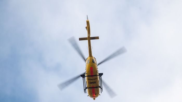 Kreis Tuttlingen: 91-jähriger Autofahrer behindert Rettungshubschrauber bei Landung