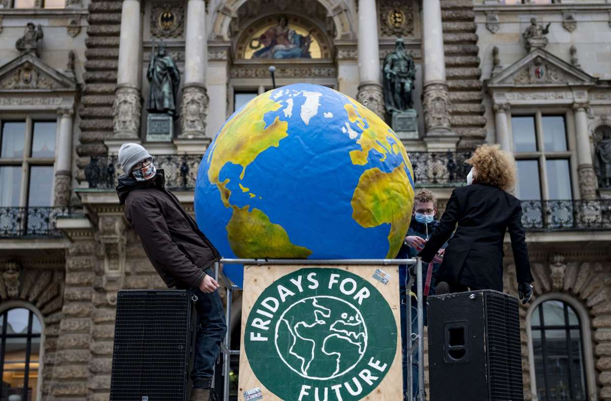 Fridays for Future: Klimaaktivisten sammeln Spenden für Flutopfer