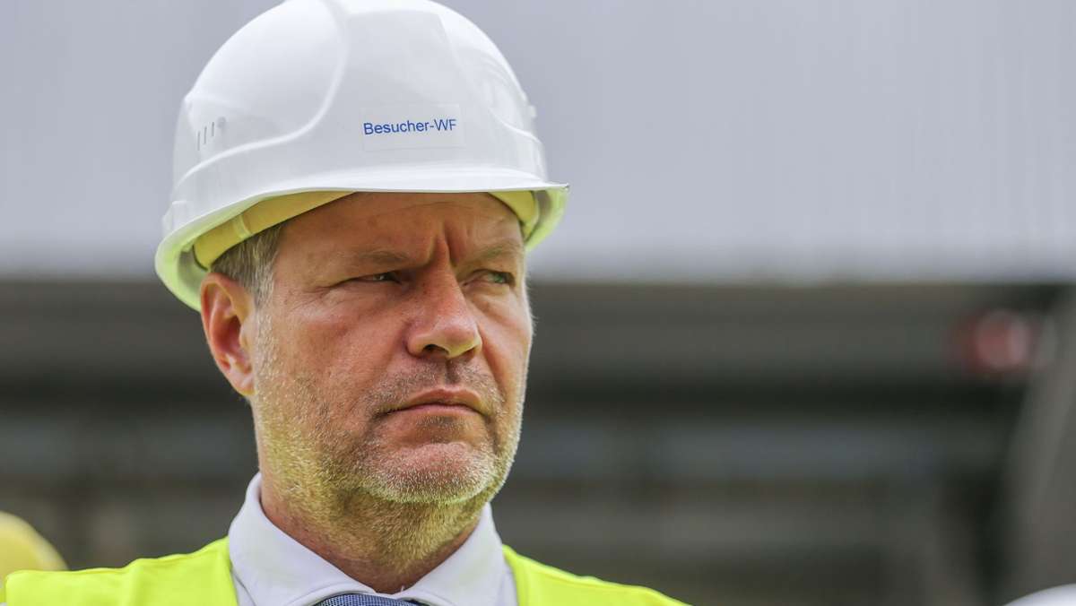 Robert Habeck: Wirtschaftsminister ruft Gas-Alarmstufe aus