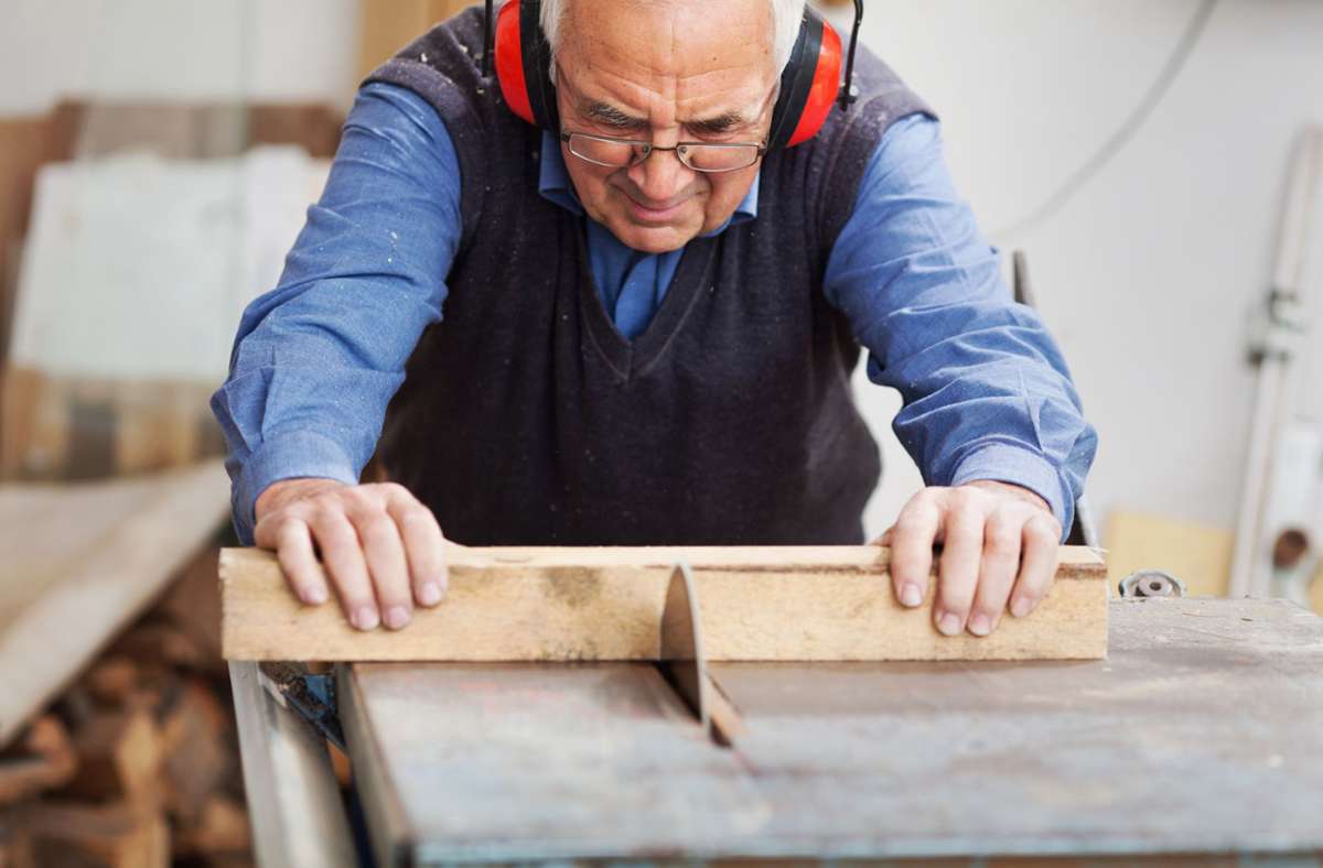 Zuverdienst nach 67: Länger Arbeiten bringt Rentnern doppeltes Plus