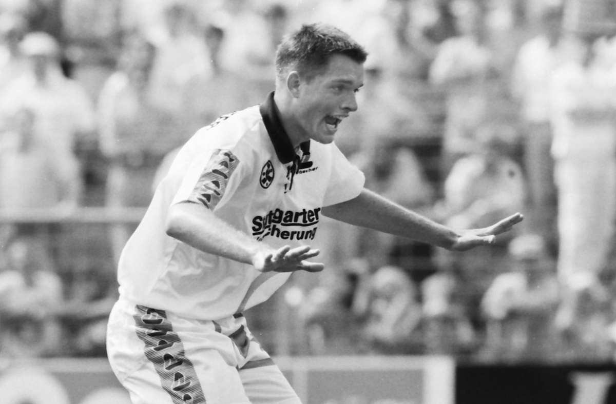 Von 1992 bis 1994 spielte Thomas Tuchel für die Stuttgarter Kickers. Er absolvierte für die Blauen acht Zweitligaspiele. Das Fußball-ABC hatte er beim TSV Krumbach (Landkreis Günzburg) gelernt. Danach wechselte Tuchel in die Jugend des FC Augsburg, mit dem er 1991 und 1992 den DFB-Junioren-Vereinspokal gewann.