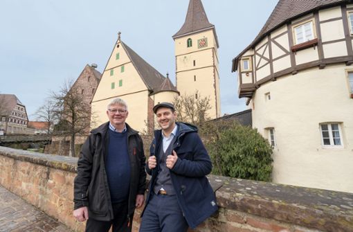 Arbeiten jetzt enger zusammen: Pfarrer Martin Jetter (links) und Georg Hardecker. Foto: J. Bach